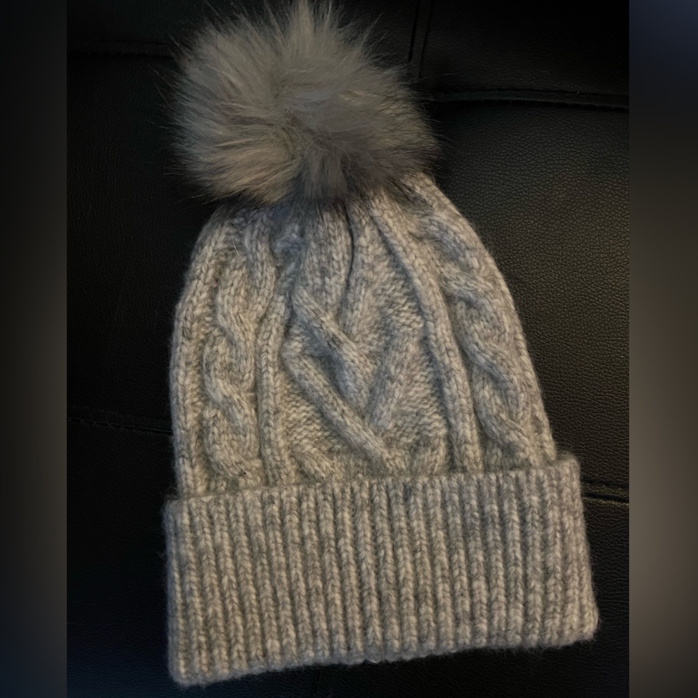 AEO Gray Fuzzy Pom Beanie